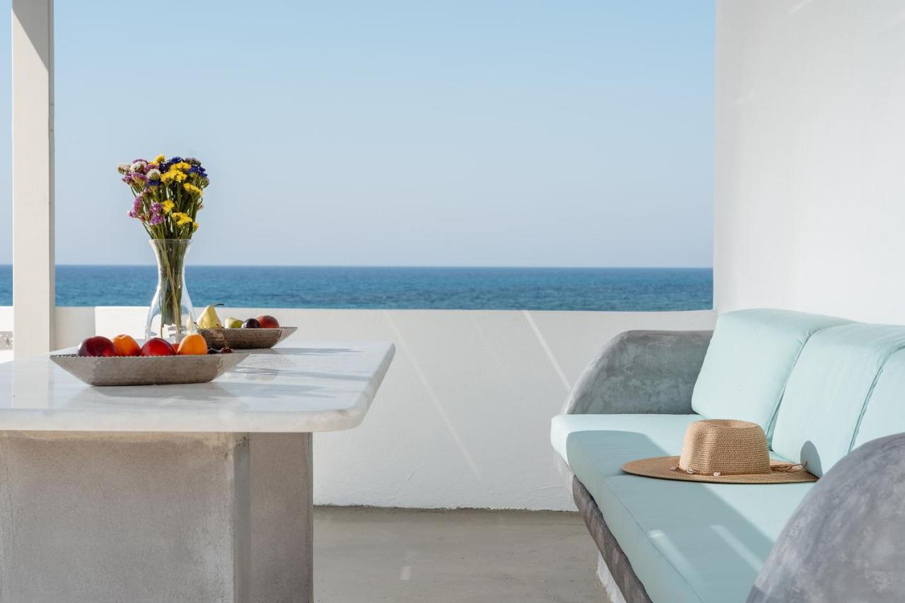 Celestial Seaview Apartments - Afroditi Naxos City Buitenkant foto